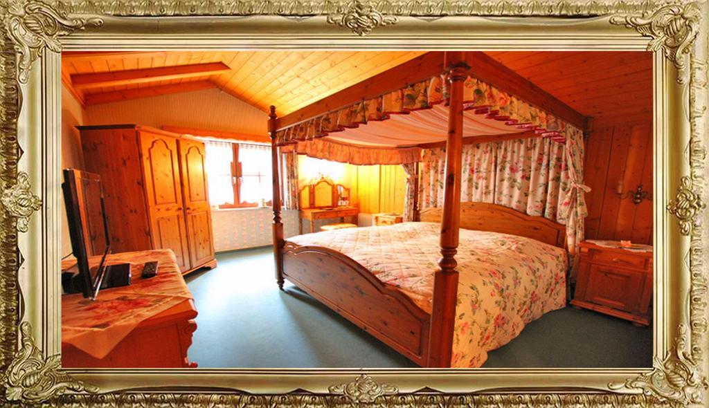Landhaus Hotel Romantik Gotha Chambre photo