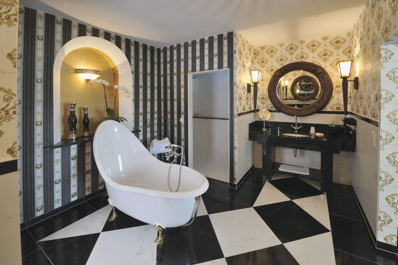 Landhaus Hotel Romantik Gotha Extérieur photo
