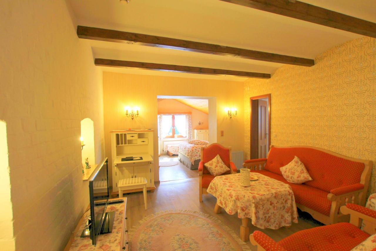 Landhaus Hotel Romantik Gotha Extérieur photo